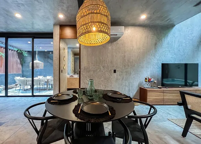 Beautiful House With Private Pool In Aldea Zama *